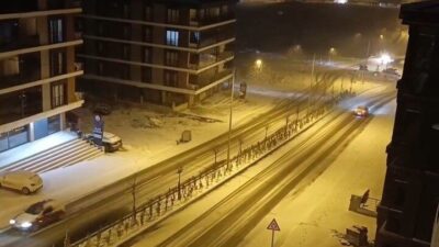 Tekirdağ genelinde etkili olan kar yağışı ve buzlanma nedeniyle 12