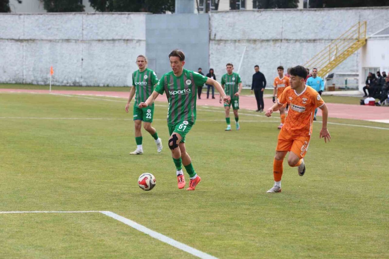 TFF 2. Lig Kırmızı Grup’un 18. haftasında Isparta 32 Spor,