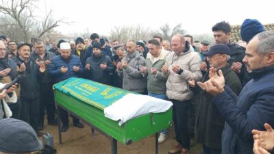 Edirne-Lalapaşa karayolunda karşı şeride geçen tırın çarpması sonucu hayatını kaybeden