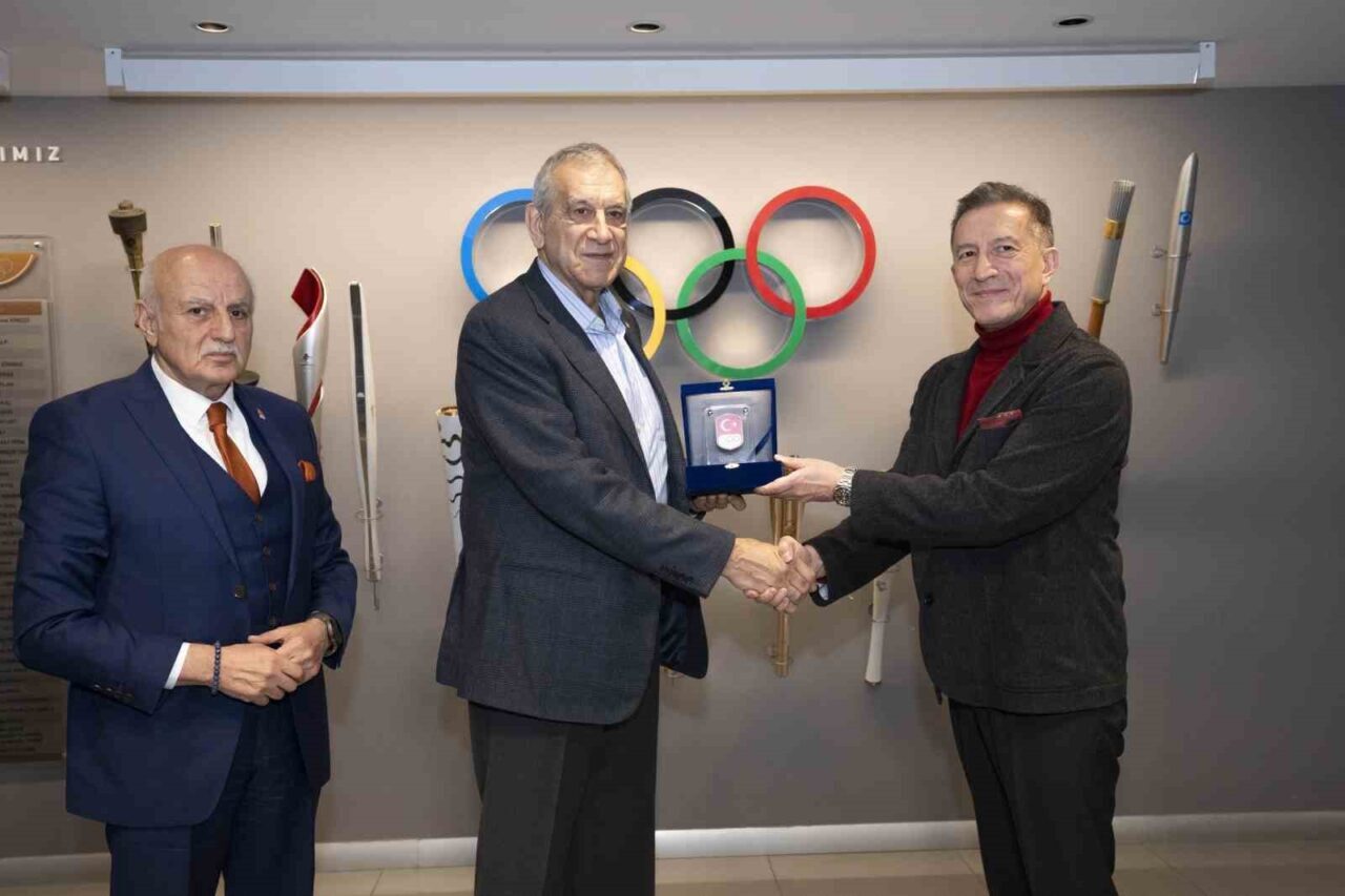 TMOK Anma ve Onurlandırma Komisyonu, Türk kadın basketboluna verdiği katkılarından