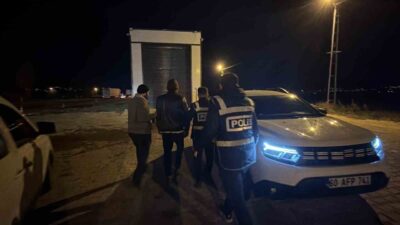 Tokat’ın Erbaa ilçesinde bir otobüste 5 kaçak göçmen yakalandı. Erbaa