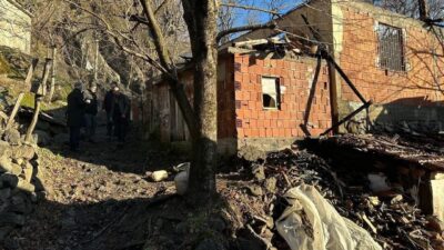 Tokat’ın Erbaa ilçesinde elektrik kaçağından çıktığı iddia edilen yangında bir