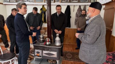 Kemaliye Kaymakamı Emirhan Arıkan, köy ziyaretleri kapsamında Toybelen (Gemürgap) köyünü