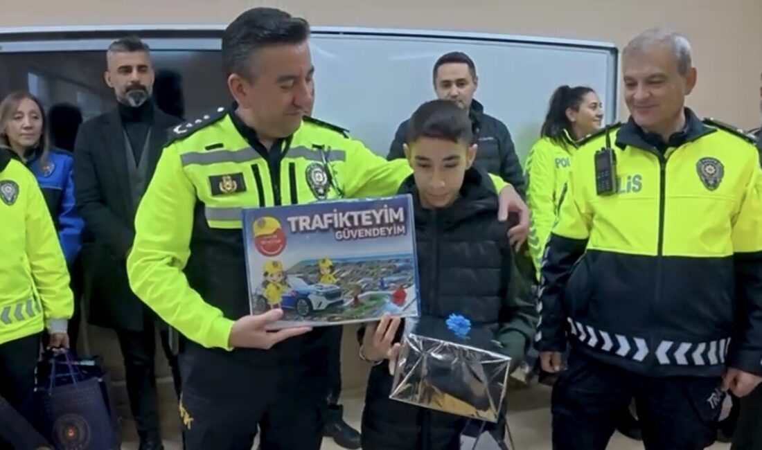 Samsun’da etkili olan son kar yağışı sırasında trafik güvenliğine katkı