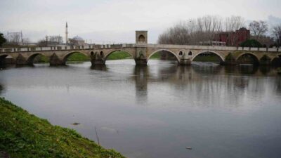 Trakya’da yağışların yüzde 50’ye varan oranda azalmasıyla Tunca ve Meriç