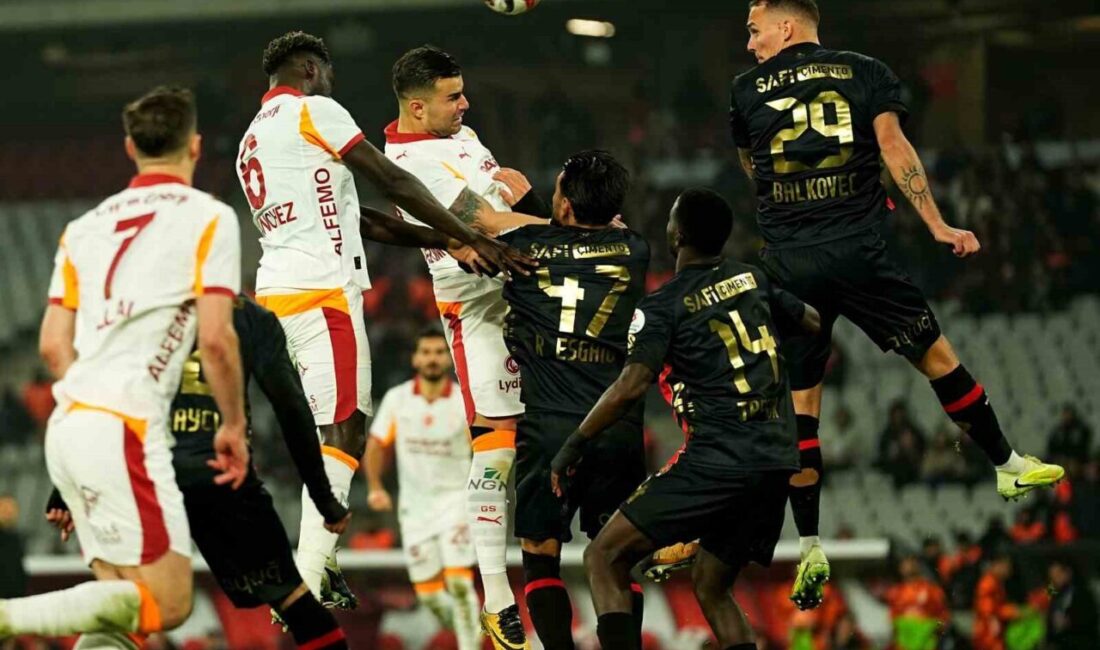 Trendyol Süper Lig’in 19. haftasında Fatih Karagümrük, konuk ettiği Galatasaray’a