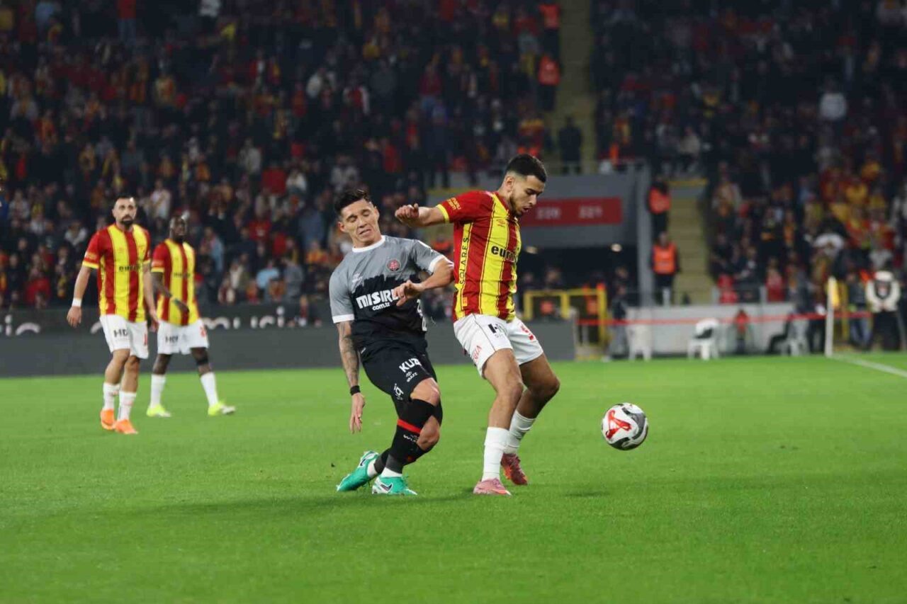Trendyol Süper Lig’in 20. haftasında Göztepe, sahasında Fatih Karagümrük ile