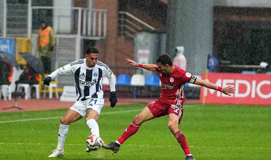 Trendyol Süper Lig’in 18. haftasında Kasımpaşa, sahasında Antalyaspor ile karşılaşıyor.