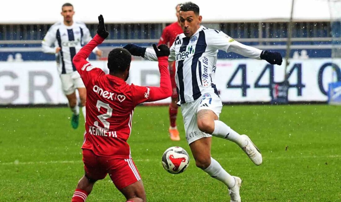 Trendyol Süper Lig’in 18. haftasında Kasımpaşa evinde Antalyaspor ile karşılaşıyor.