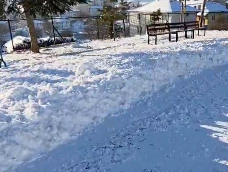 Adana’nın Tufanbeyli ilçesinde, hava sıcaklığı eksi 16 dereceye kadar düşünce