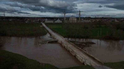Bulgaristan’da etkili olan yağışların ardından Tunca Nehri’nin debisi kısa sürede