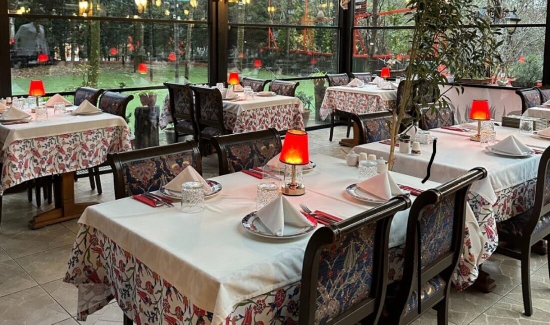 Masa, kuver ve servis ücretlerinin yasaklanmasının ardından gözler menü fiyatlarına