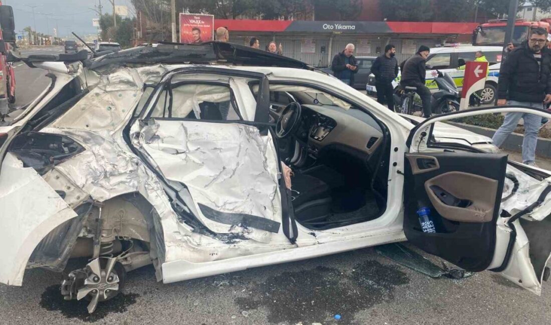 Manisa’nın Turgutlu ilçesinde yolcu otobüsü ile otomobilin çarpışması sonucu meydana