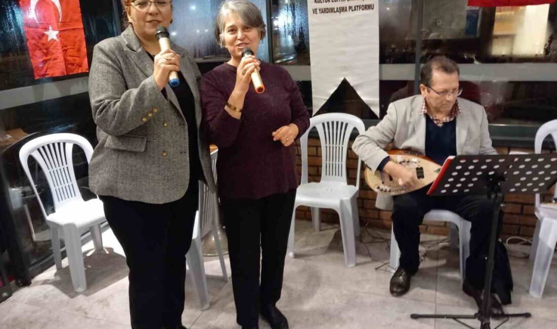 Eskişehir’de düzenlenen Türk Halk Müziği konserinde Emirdağ ve Eskişehir türküleri