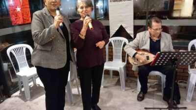 Eskişehir’de düzenlenen Türk Halk Müziği konserinde Emirdağ ve Eskişehir türküleri