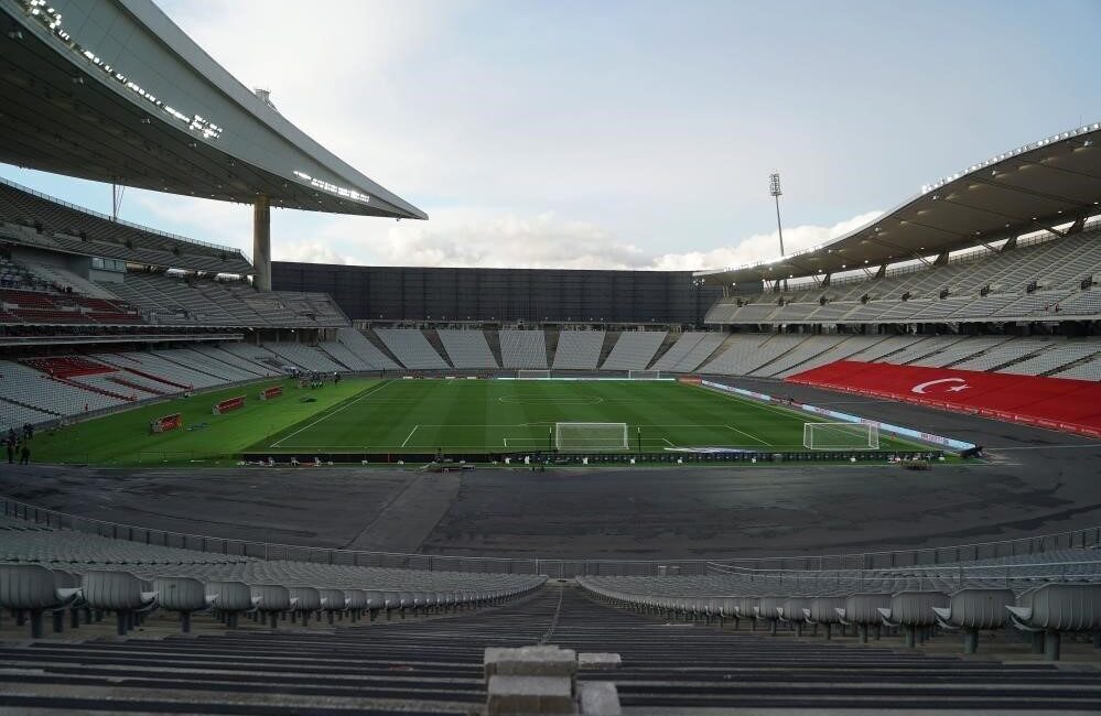 Türkiye Futbol Federasyonu (TFF), Galatasaray ile Fenerbahçe arasında yarın oynanacak