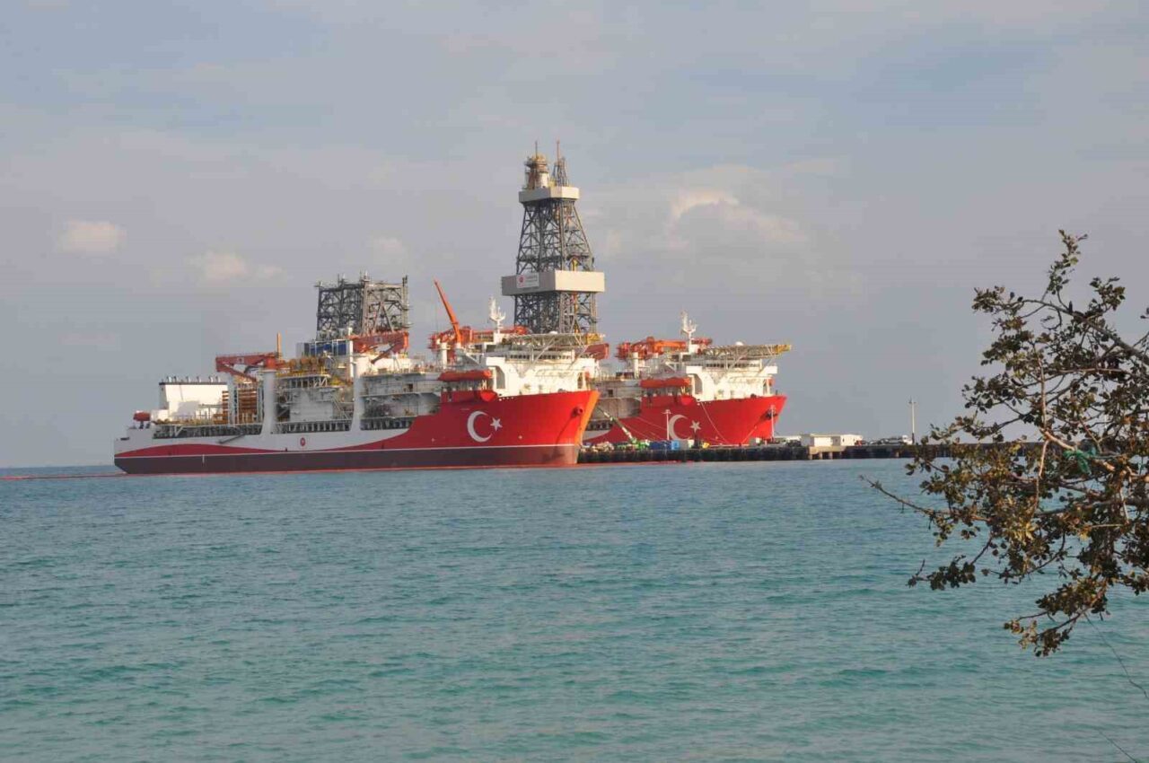 Türkiye’nin enerji filosuna katılan ikiz derin deniz sondaj gemisi Çağrı