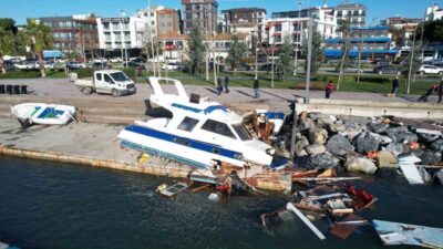 İstanbul’un Tuzla ilçesinde dün etkili olan şiddetli fırtına ve sağanak
