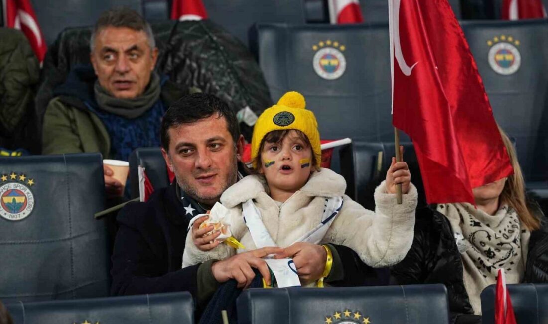 UEFA Avrupa Ligi 7. hafta maçında Fenerbahçe, sahasında İngiliz ekibi