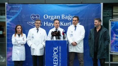 Karaciğer yetmezliği teşhisiyle sevenlerini üzen oyuncu Ufuk Özkan’ın tedavisi Medipol