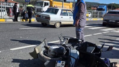 Muğla’nın Ula ilçesinde meydana gelen trafik kazasında motosiklet sürücüsü yaralandı.