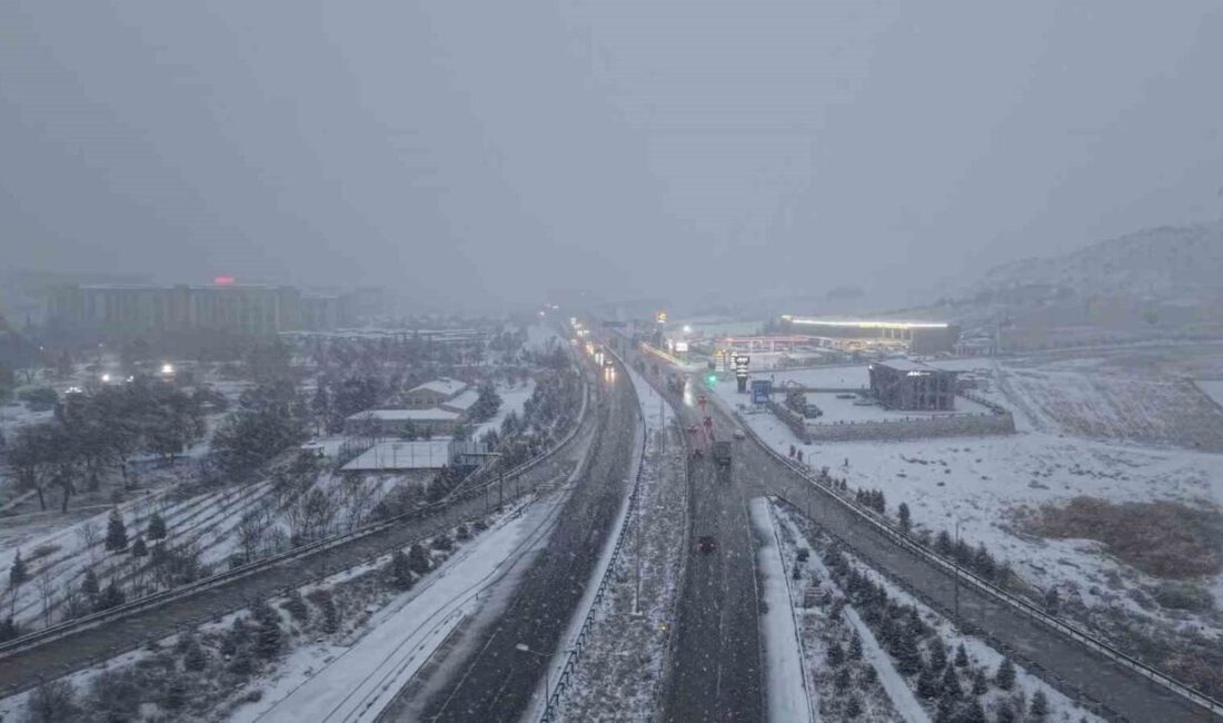 Ulaşımda 43 ilin geçiş güzergahı olan kilit kavşak Kırıkkale’de kar