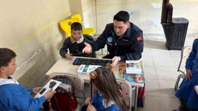 Ülkü Ocakları İzmir İl Başkanlığı tarafından yürütülen Eğitime Destek Seferberliği