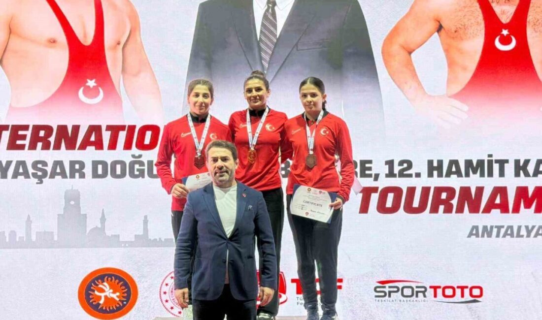 Antalya Kemer’de düzenlenen Uluslararası Yaşar Doğu, Vehbi Emre ve Hamit