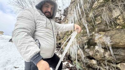 Karabük’ün Safranbolu’da hava sıcaklıklarının eksi 13 dereceye kadar düşmesiyle yamaç,