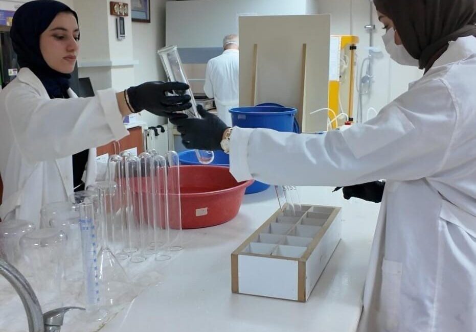 Adıyaman Üniversitesi Ziraat Fakültesi bünyesinde faaliyet gösteren Tarımsal Araştırma Laboratuvarı,