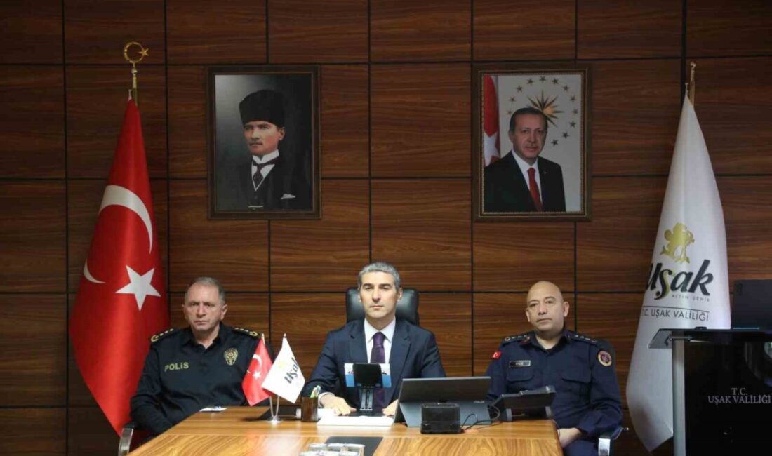 Uşak Valisi Naci Aktaş, Güvenlik ve Asayiş Bilgilendirme Toplantısı’nda, 1
