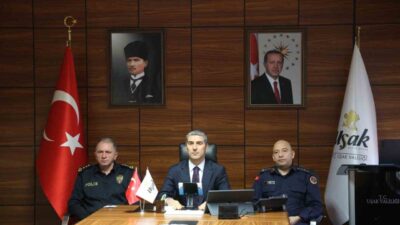 Uşak Valisi Naci Aktaş, Güvenlik ve Asayiş Bilgilendirme Toplantısı’nda, 1