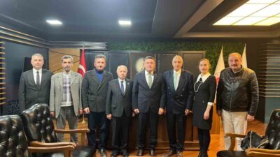 Eskişehir Uzlaştırmacılar Derneği (ESUZDER) Yönetim Kurulu üyeleri, Eskişehir Cumhuriyet Başsavcısı