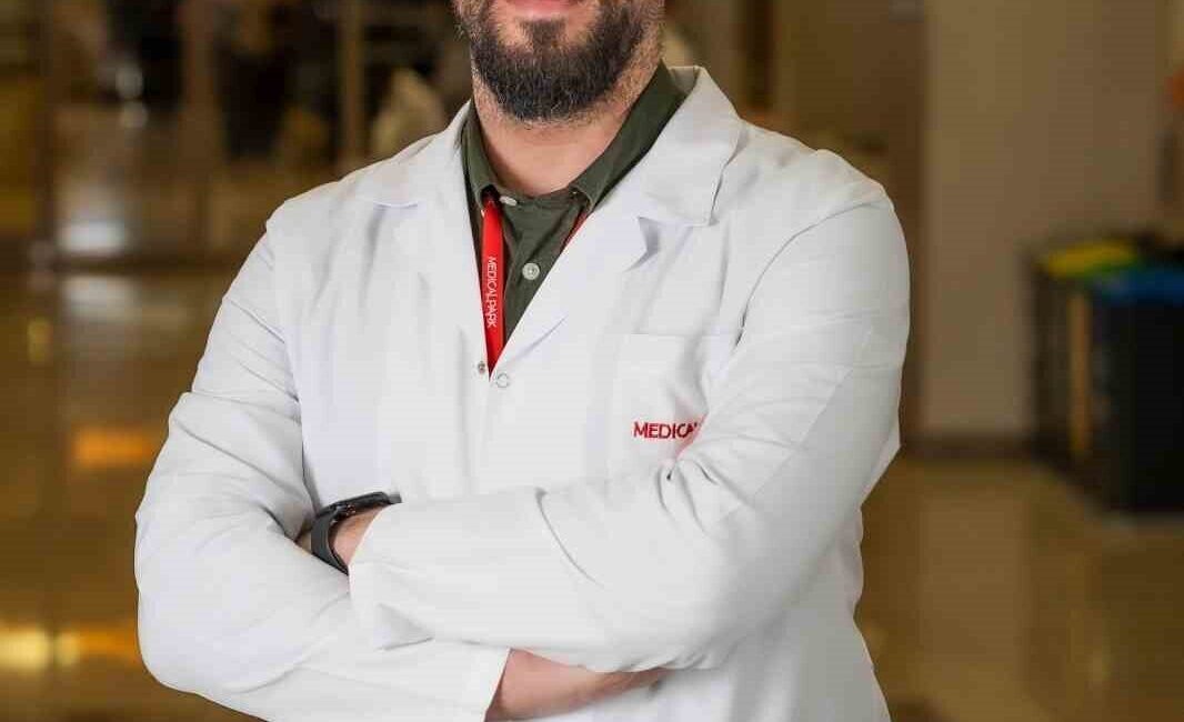 Genç yaşta kalp krizi vakalarında göreceli bir artış olduğuna dikkati