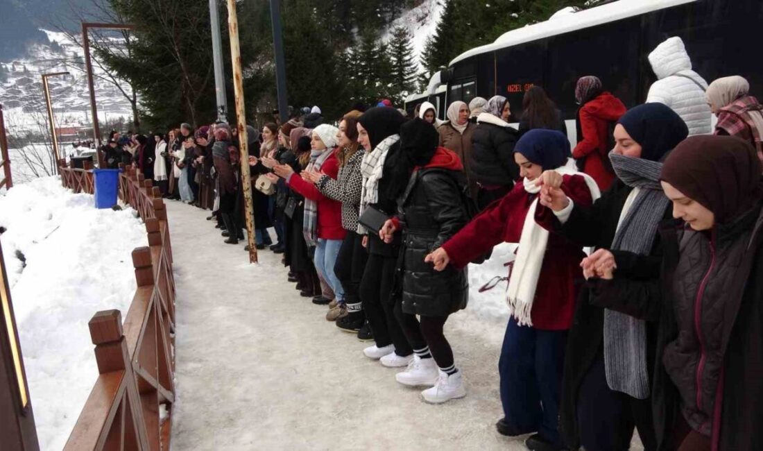 Trabzon’un dünyaca ünlü turizm merkezi Uzungöl’de bu yıl ilk kez