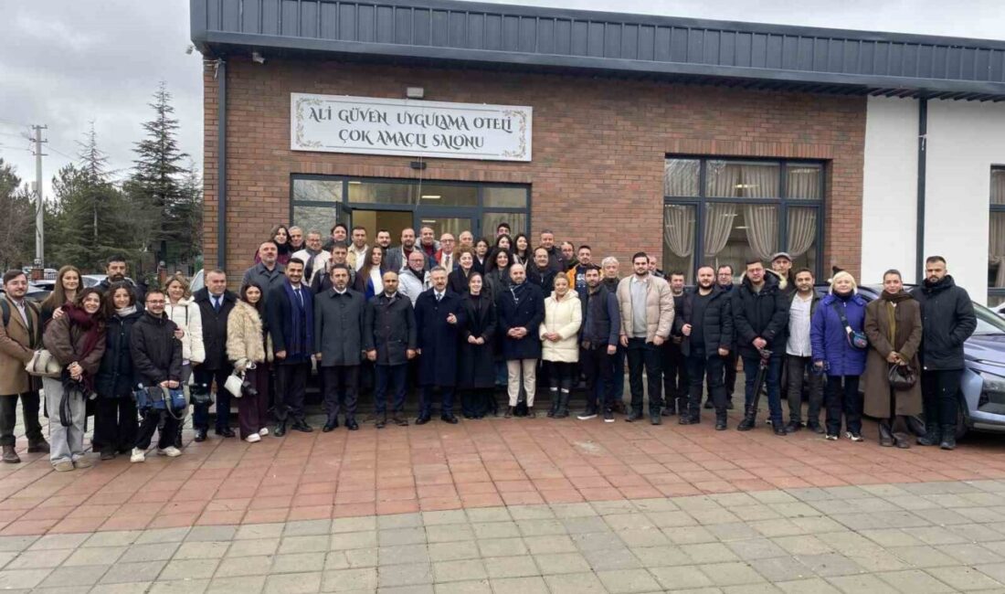 Eskişehir’de 10 Ocak Çalışan Gazeteciler Günü dolayısıyla basın mensupları ile