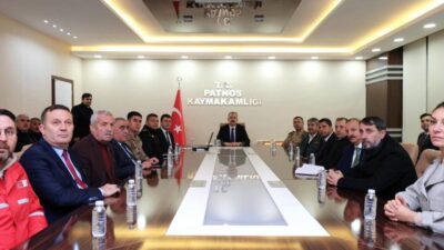 Ağrı Valisi Önder Bozkurt, Patnos ilçesini ziyaret ederek ilçede yürütülen