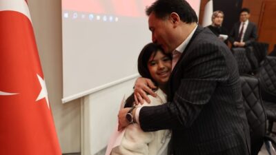 Kayseri Valisi Gökmen Çiçek, düzenli olarak gerçekleştirdiği vatandaş toplantıları kapsamında