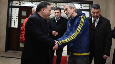 Kayseri Valisi Gökmen Çiçek; ev ziyaretlerinde bulunarak, vatandaşlarım talep ve