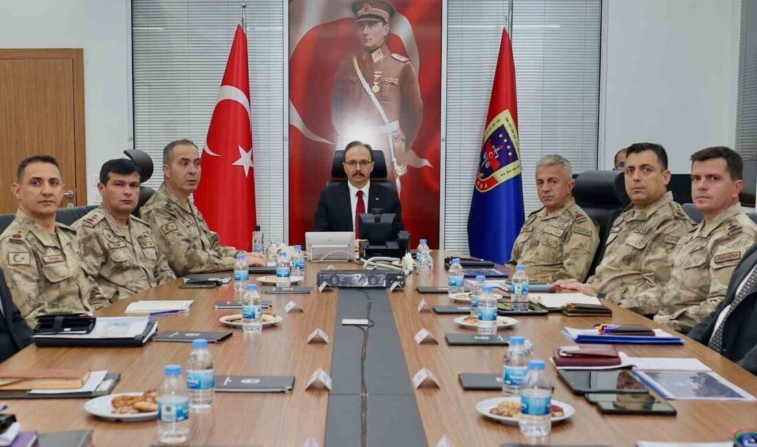 Siirt Valisi Kemal Kızılkaya, “Jandarmamız, Siirt’imizin huzuru için gece gündüz