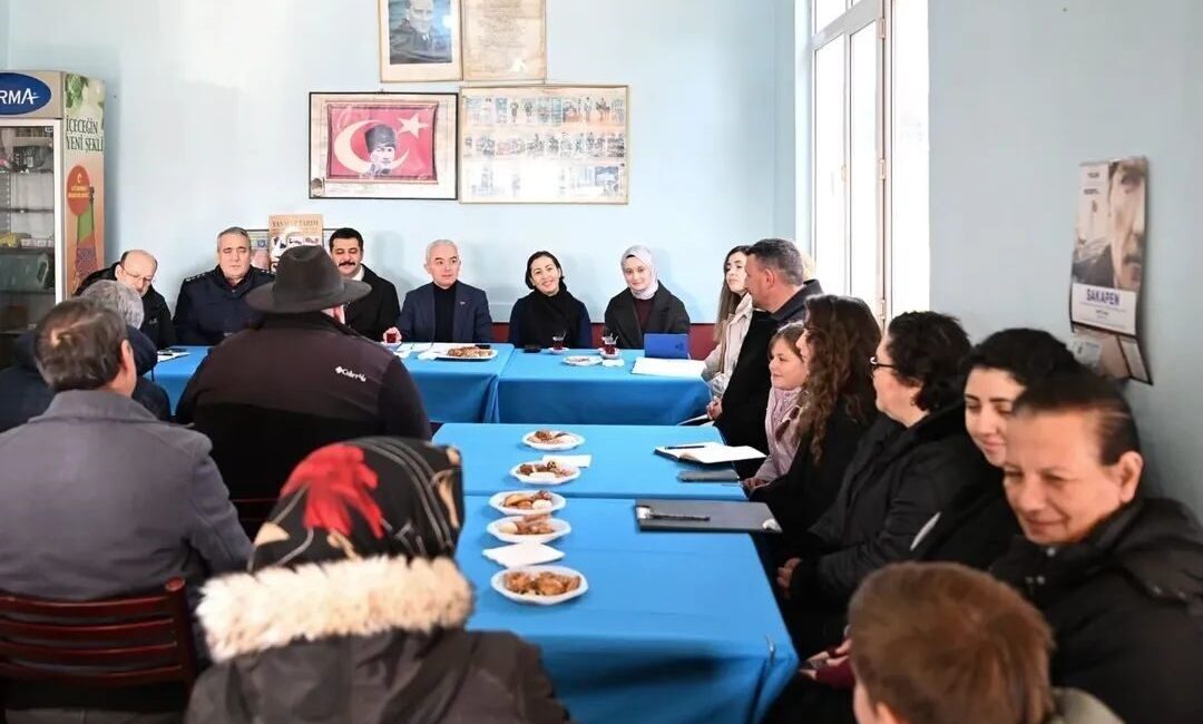 Kırklareli Valisi Uğur Turan, ilçe gezileri kapsamında Pehlivanköy ilçesi Yeşilova