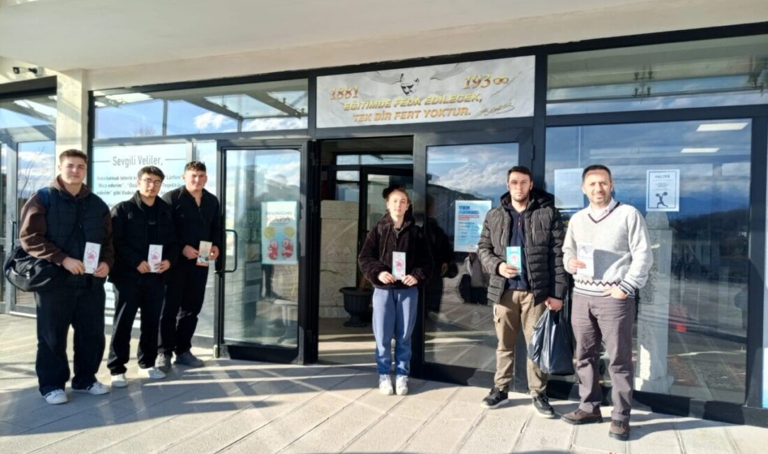 DÜZCE (İHA) – Düzce İl Sağlık Müdürlüğü ekipleri tarafından “Verem