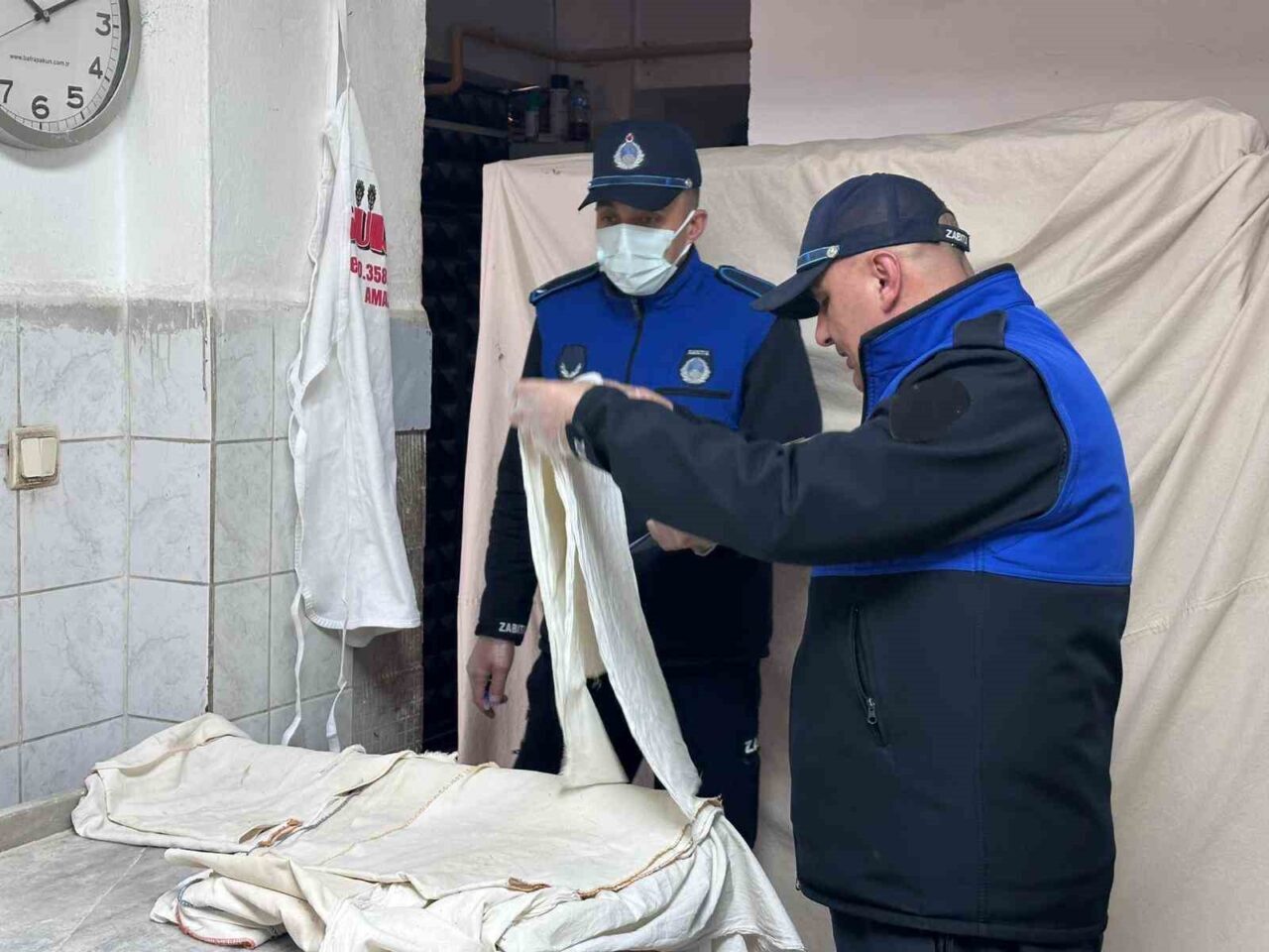 Samsun’un Vezirköprü ilçesinde zabıta ekipleri tarafından fırınlara yönelik gramaj ve