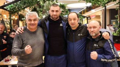 Türk boks kulübü EC Boxing’in Ukraynalı ağır sıklet boksörü Viktor