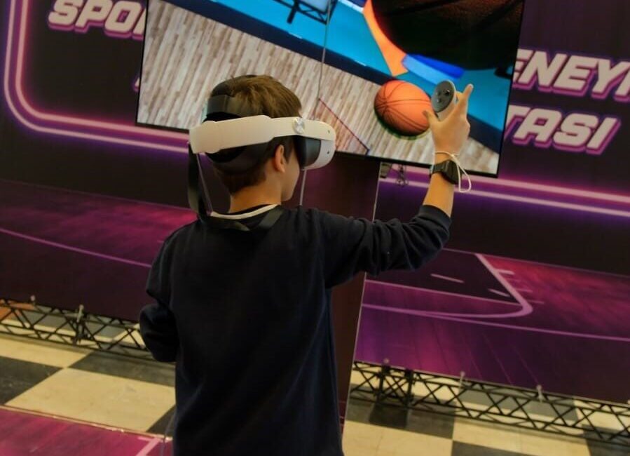 M1 Konya AVM, yeni yıl öncesi düzenlediği VR Basketbol Etkinliği