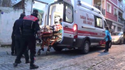 Aydın’ın Efeler ilçesinde yakınlarının bir süredir haber alamadığı kadın, yatağında