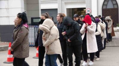 Kocaeli merkezli 28 ilde düzenlenen eş zamanlı operasyonda, yasa dışı