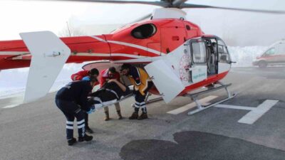 Bitlis’te etkili olan yoğun kar yağışı ve yüksek çığ riski,