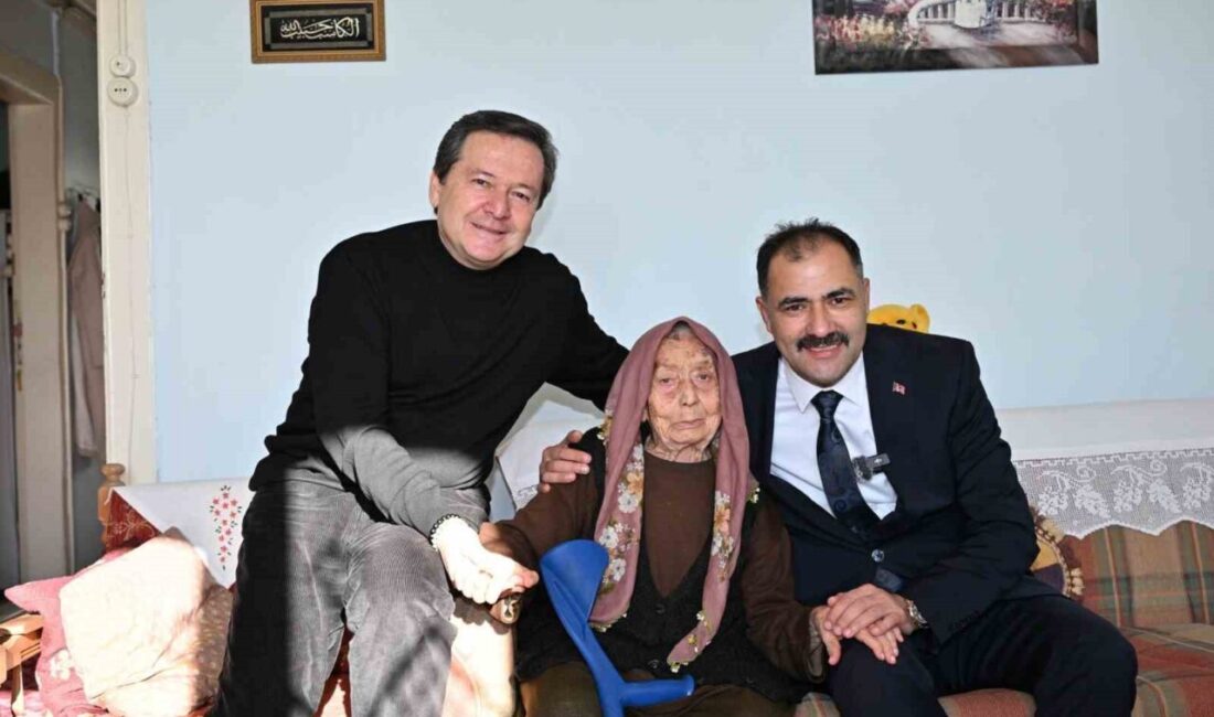 Manisa’nın Demirci Belediye Başkanı Erkan Kara, Miraç Kandili dolayısıyla ilçede