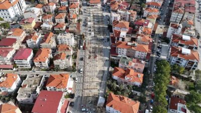 Muğla Büyükşehir Belediyesi’nin Yatağan Pazaryerinde başlattığı bakım, onarım ve tadilat